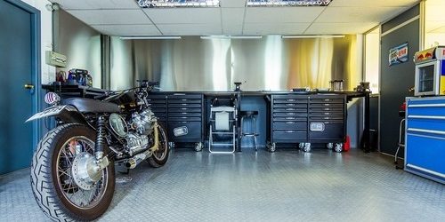 motorcycle-2619494_960_720.jpg