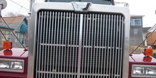 truck-1345828523IKP.jpg